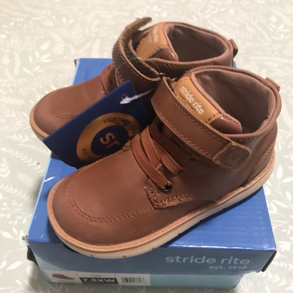 NWT Stride Rite Quinn Boots Size 7.5 xw